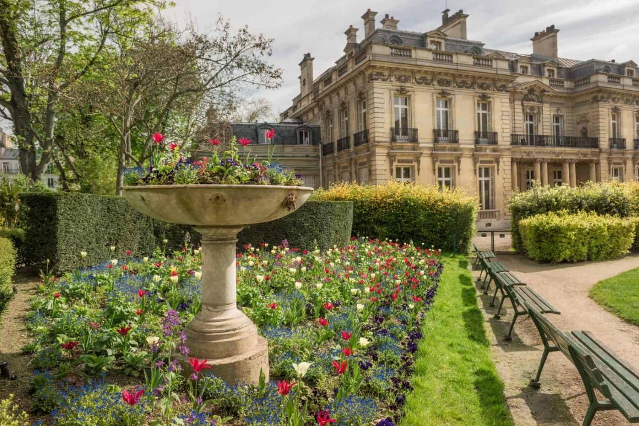 Studio Design Proche Champs-Elysees Paris Exterior photo